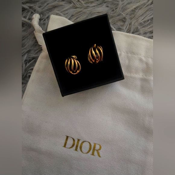 Christian Dior Clip On Yellow Gold Plated Earrings (NWOT)(COMES W/ DUST BAG) - Picture 2 of 5